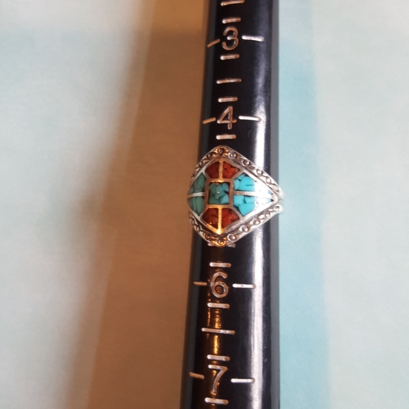 Turquoise and Sterling silver southwestern ring - Picture 4 of 5